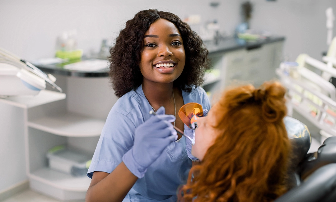 A Guide to Dental Assistant Jobs Across Canada